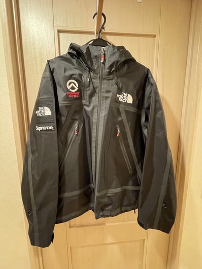 Supreme x The North Face Summit Series Outer Tape Seam Shell Jacket "Black"
