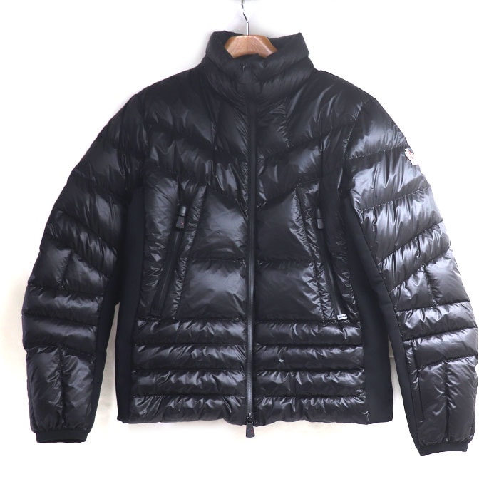 MONCLER モンクレール CANMORE ダウンジャケット ブラック レッド G20971A50400
1 GRENOBLE メンズ【中古】