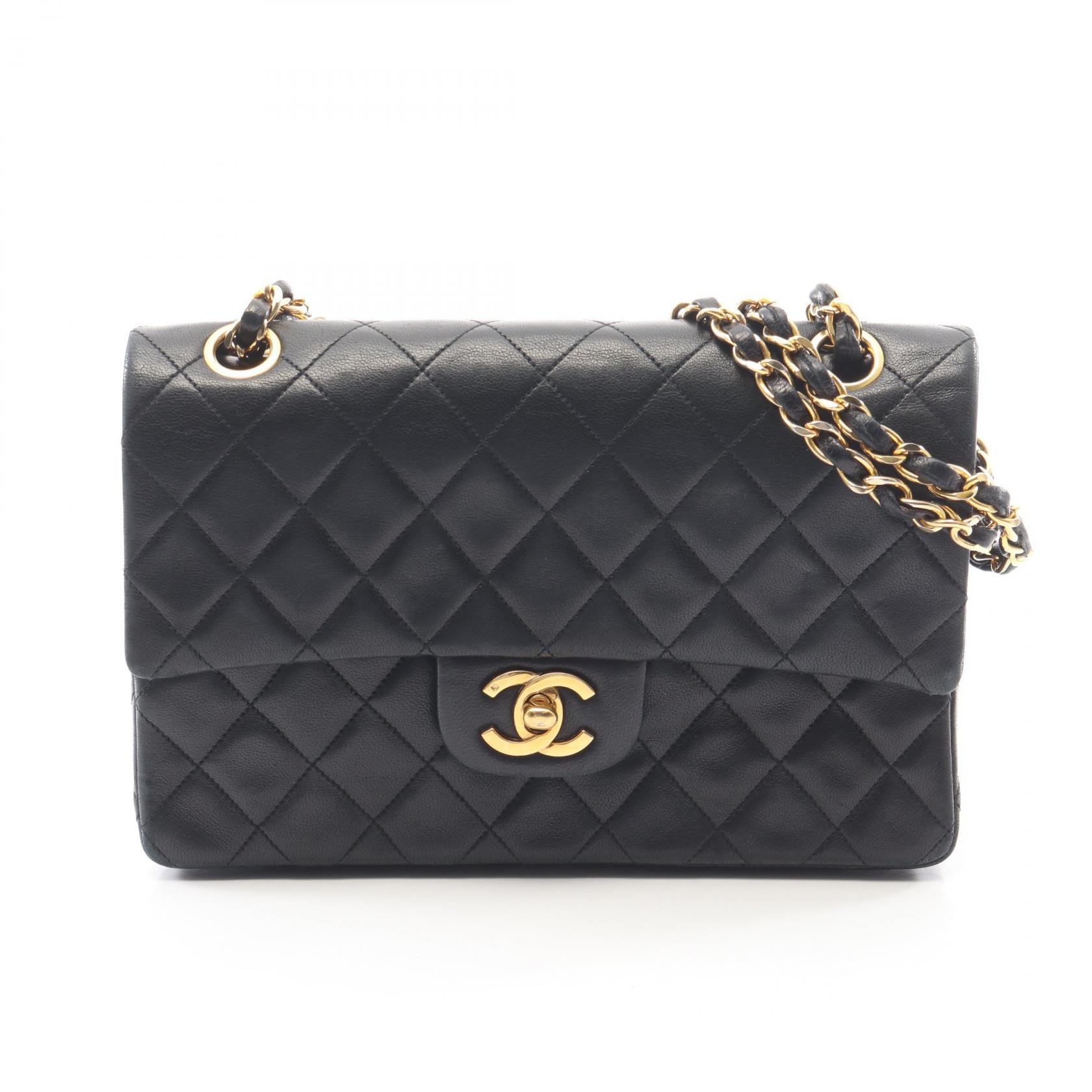 シャネル CHANEL マトラッセ Wフラップ ショルダーバッグ バッグ ラムスキン(羊革) レディース ブラック系 【中古】