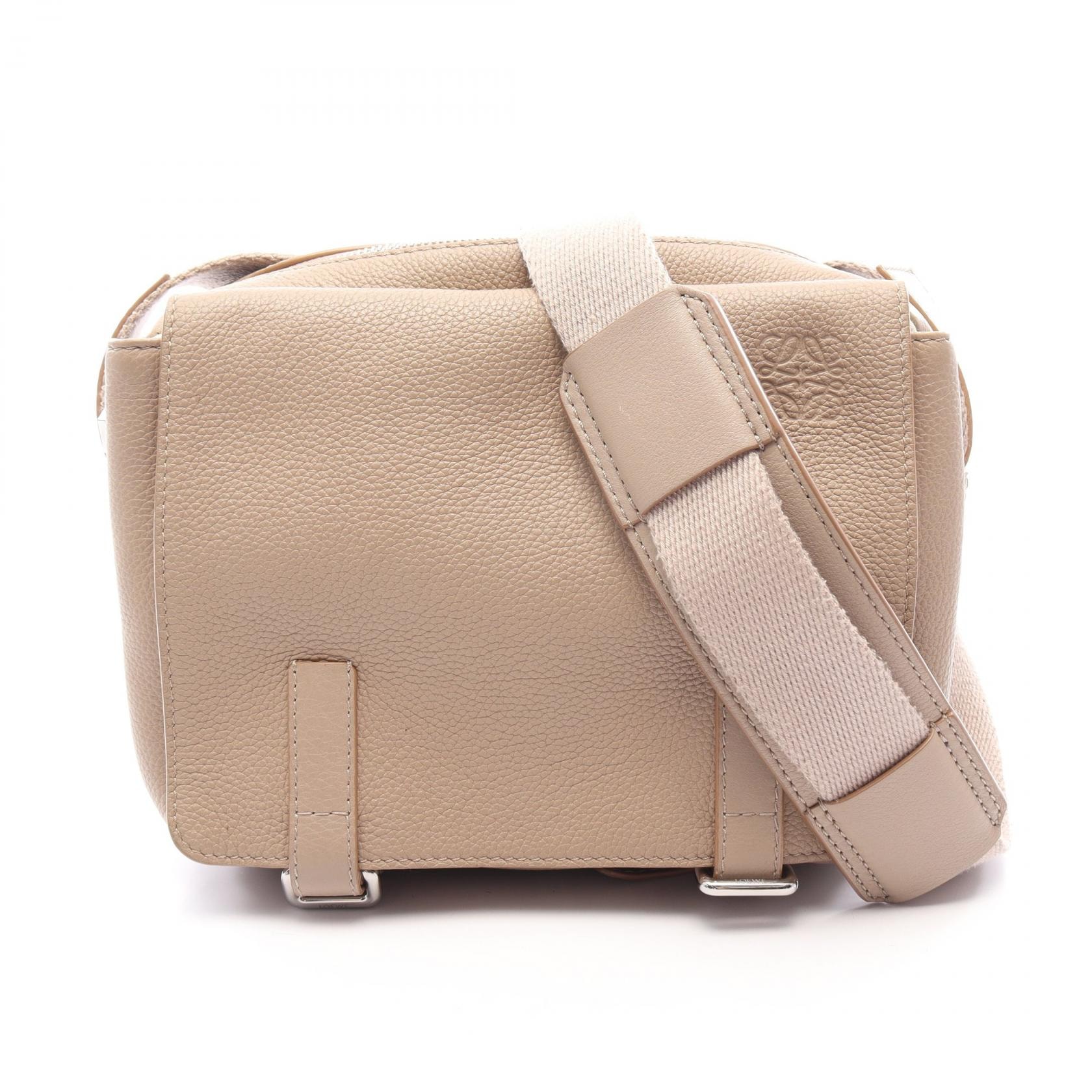 ロエベ LOEWE ミリタリー メッセンジャーバッグ XS ショルダーバッグ バッグ レザー メンズ ベージュ系 【中古】
