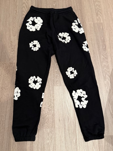 DENIM TEARS Cotton Wreath Sweatpants "Black"