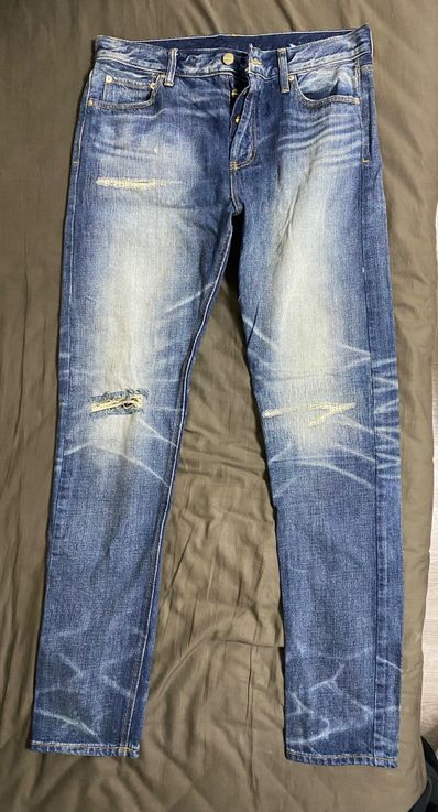 FEAR OF GOD ESSENTIALS Denim Jeans "Distressed Indigo"