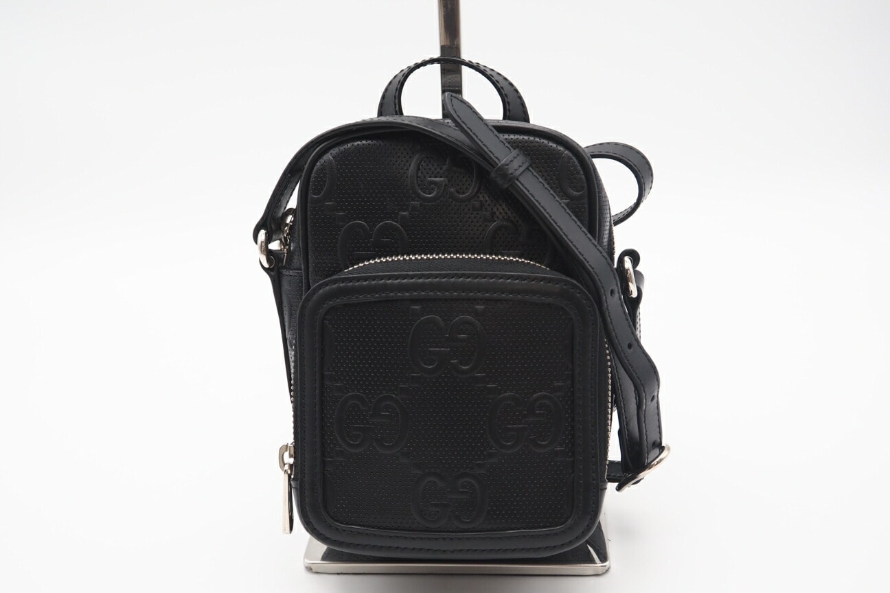 極美品 GUCCI グッチ GGエンボス レザー ショルダーバッグ 658553 2wayショルダーバッグ ブラック レザー レディース