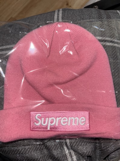 Supreme New Era Box Logo Beanie "Pink" (24FW)