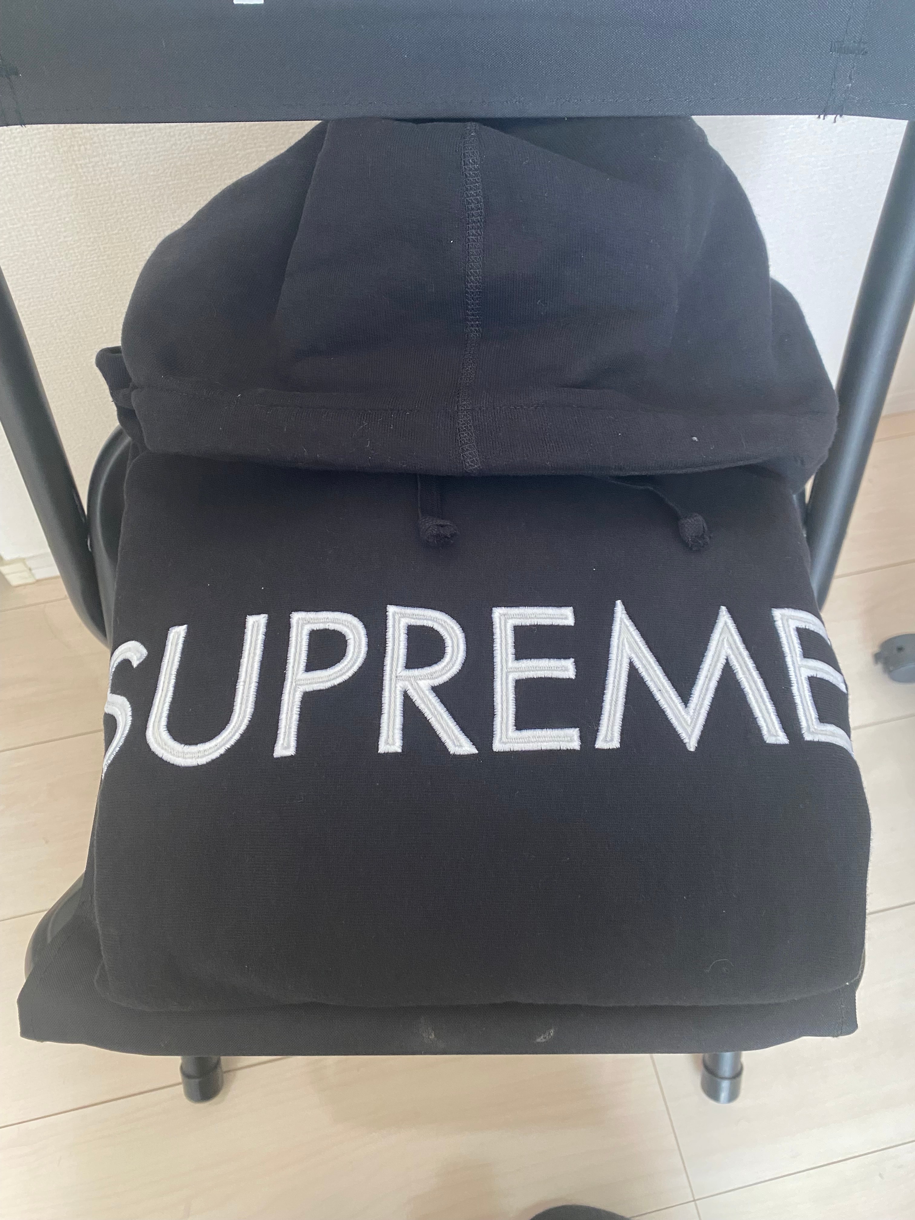 Supreme Capital Hooded Sweatshirt "Black"