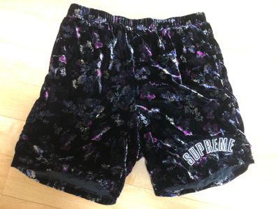 Supreme Floral Velour Short "Black"