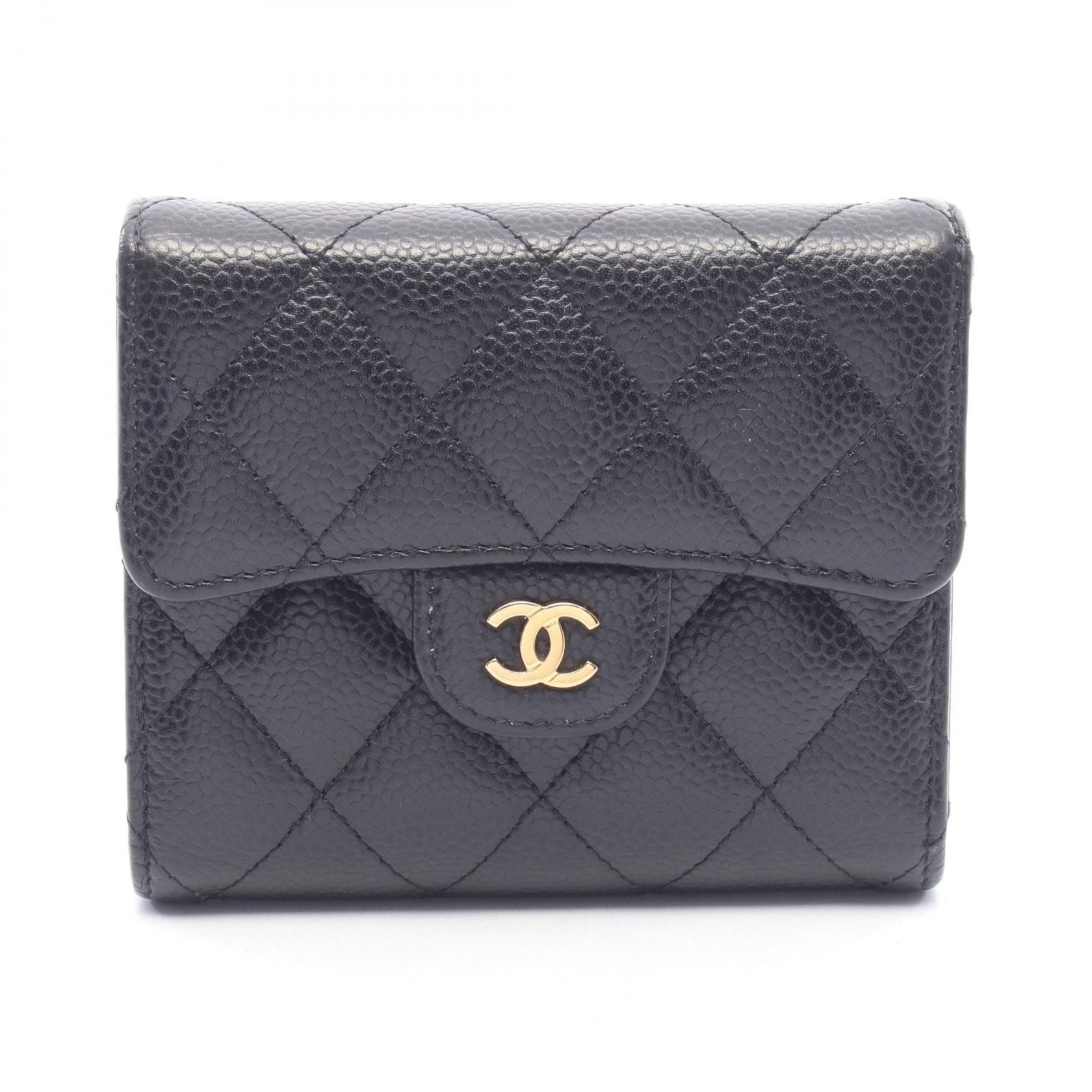 シャネル CHANEL クラシック スモール フラップ ウォレット 三つ折り財布 財布 キャビアスキン(グレインドカーフ) レディース ブラック系 AP0231 【中古】