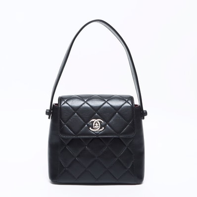 シャネル CHANEL マトラッセ ラムスキン 5番台 ハンドバッグ【中古】