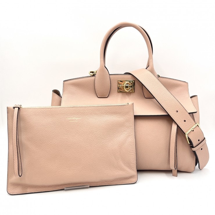 Salvatore Ferragamo(サルヴァトーレ・フェラガモ)Studio Bag 2WAYハンドバッグ ショルダーバッグ ピンク レザー ゴールド金具 ポーチ付き レディース【中古】