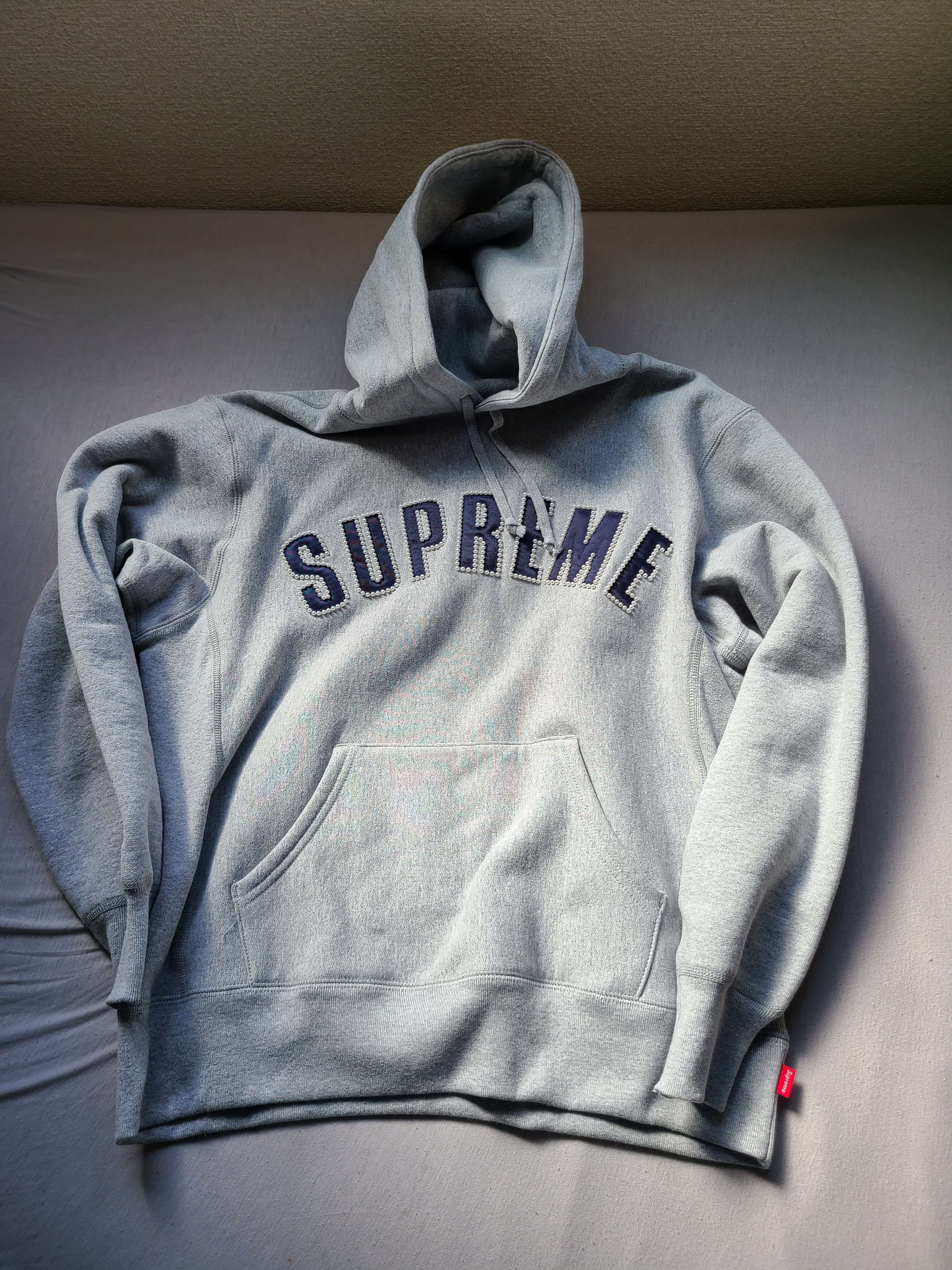Supreme Pearl Logo Hooded Sweatshirt "Grey"
