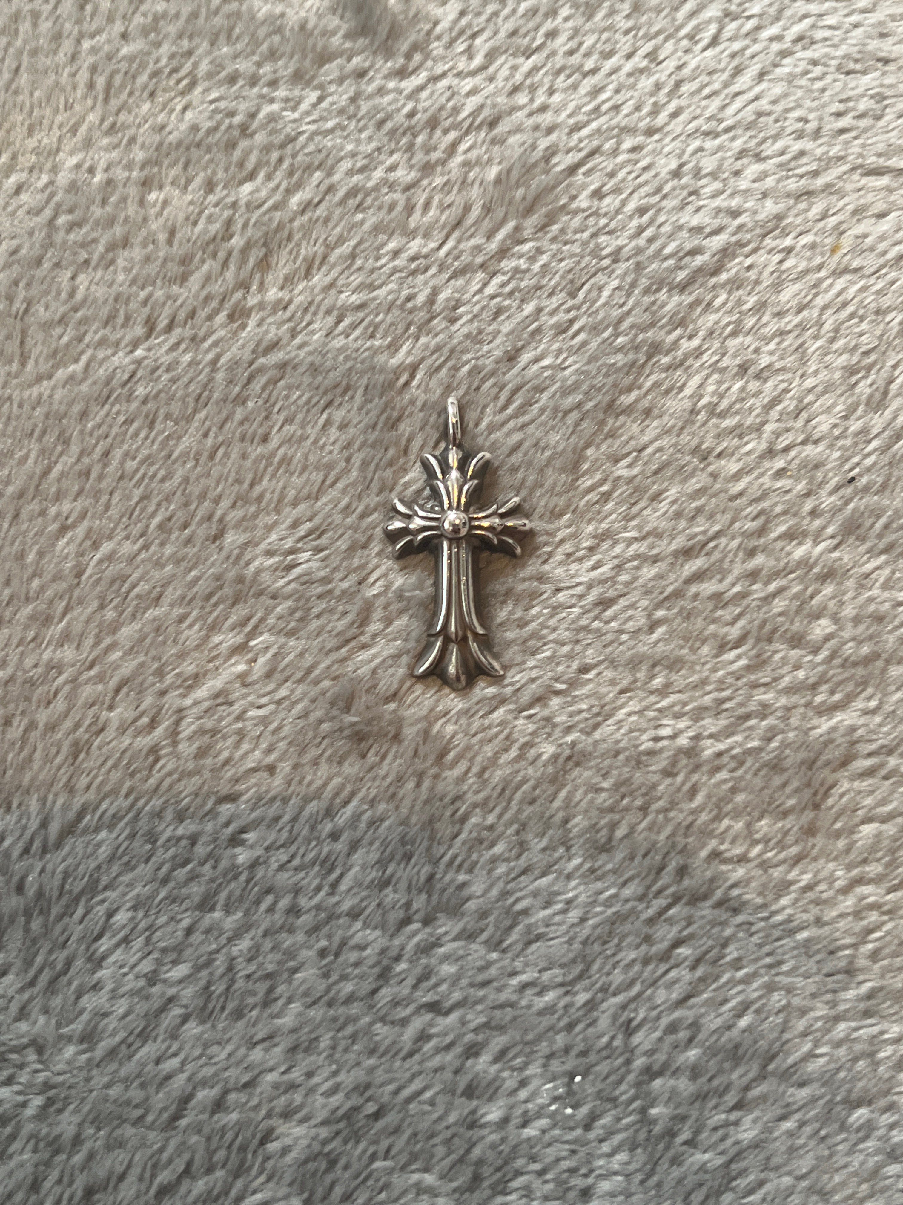 Chrome Hearts Double CH Cross Charm "Silver"