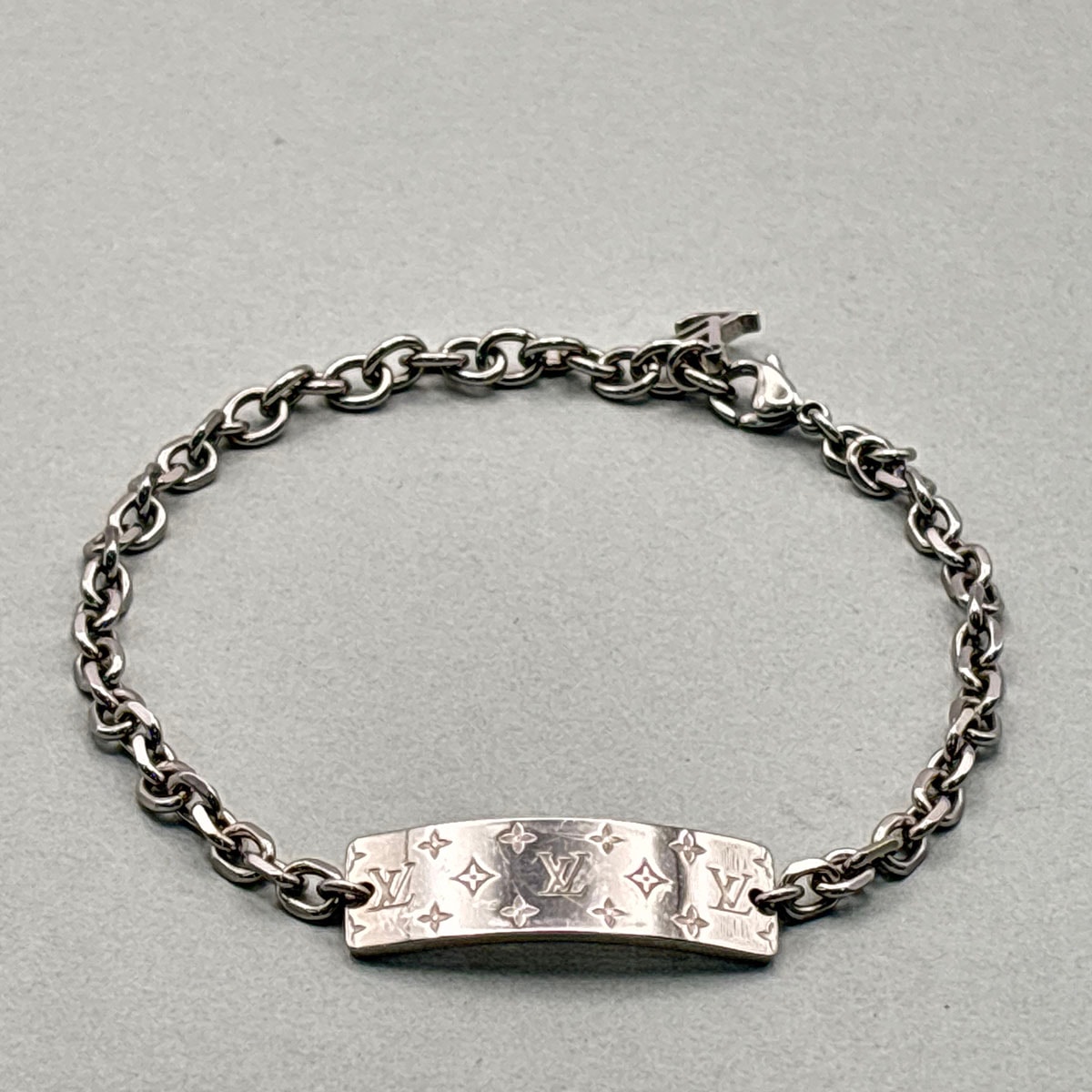 LOUIS VUITTON ルイ・ヴィトン ブレスレット モノグラム ボールド ブレスレット M00681 メタル シルバー メンズ【中古】