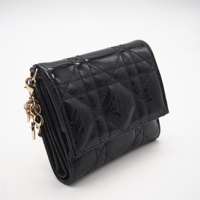 美品 Dior ディオール カナージュ パテントカーフスキン Lady Dior Lotus ウォレット S0181OVRB 三つ折り財布 ブラック パテントレザー レディース