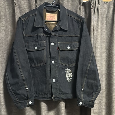 Stussy x LEVI'S Crispy Rinse Trucker "Black/Brown"