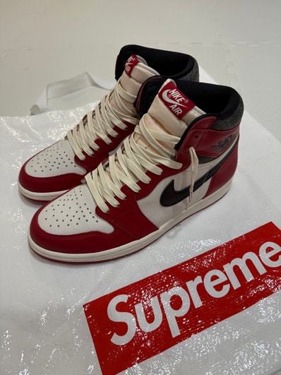 Nike Air Jordan 1 High OG "Lost & Found/Chicago"