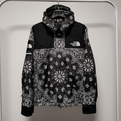 Supreme The North Face Bandana Mountain Parka "Black"