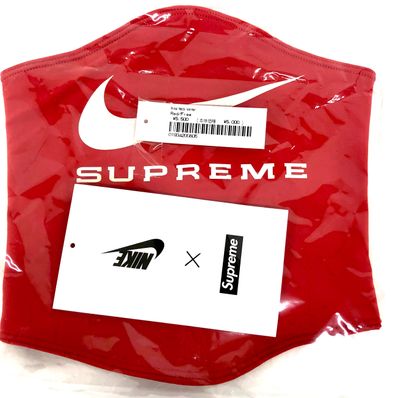 Supreme / Nike® Neck Warmer "Red"