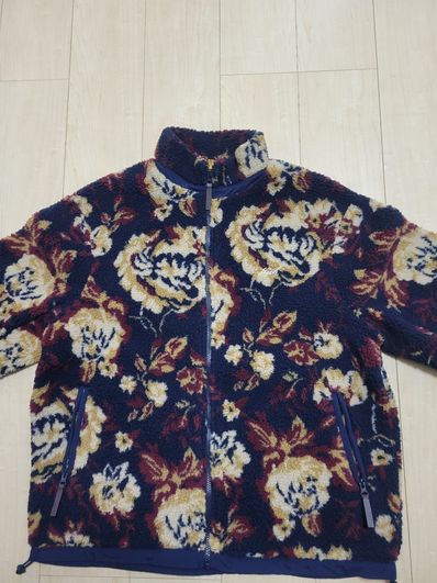 KITH フローラルフリース