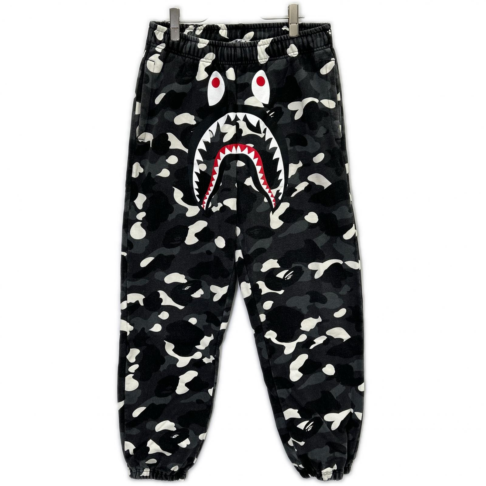 アベイシングエイプ グレー シャークパンツ M