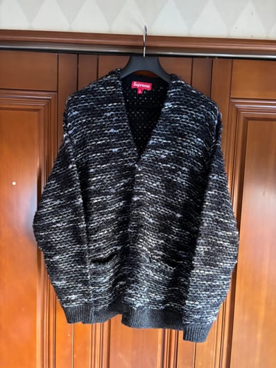 Supreme Textured Cardigan "Black"