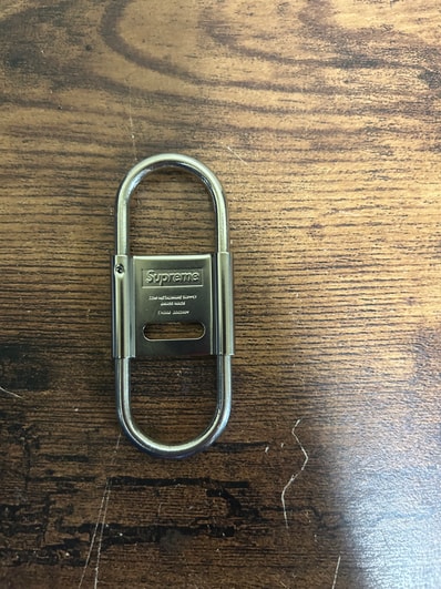 Supreme / Nite Ize S Logo Keychain Supreme / Nite Ize S Logo Keychain