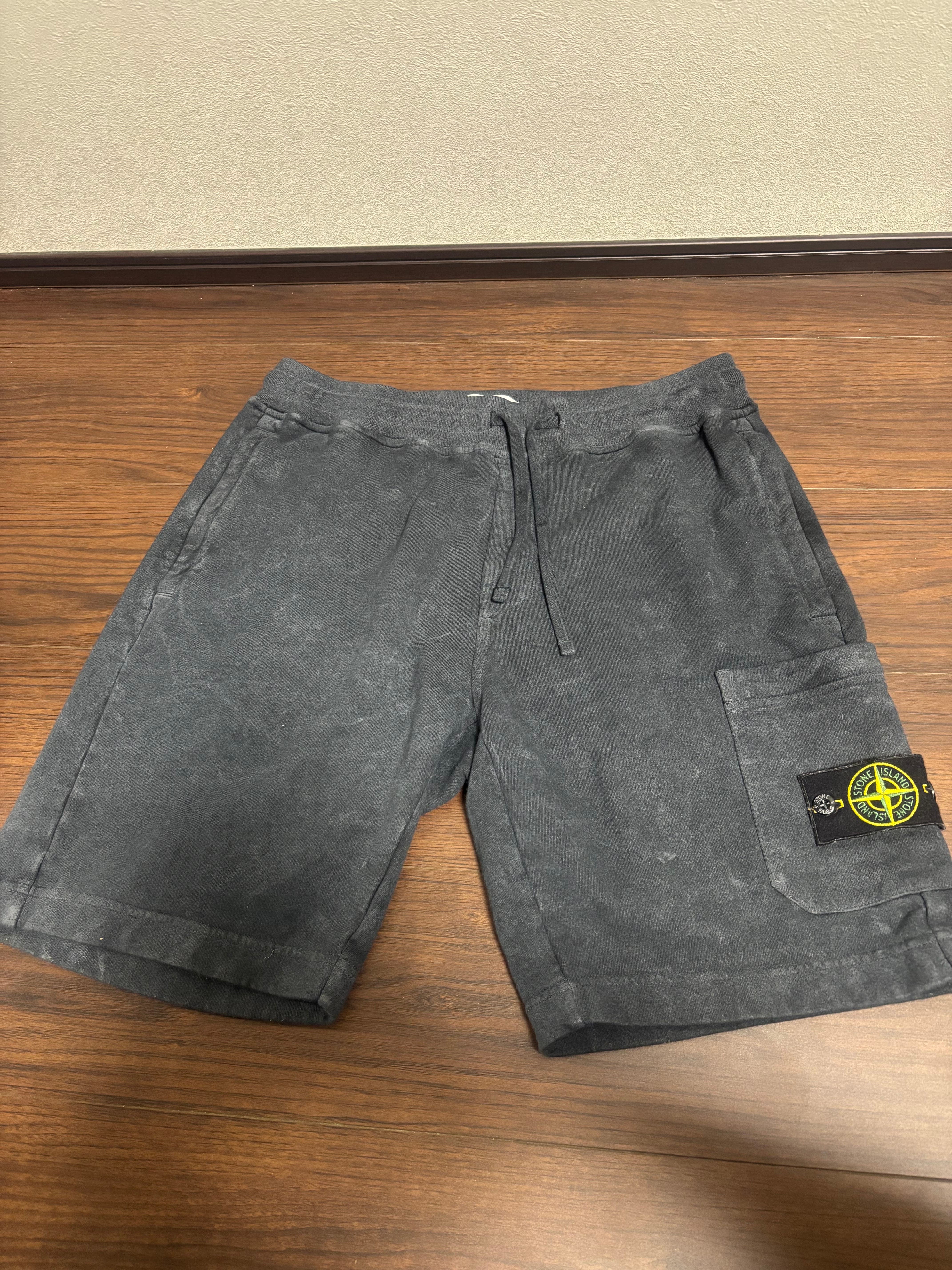 Supreme / Stone Island® Sweatshort "Black"