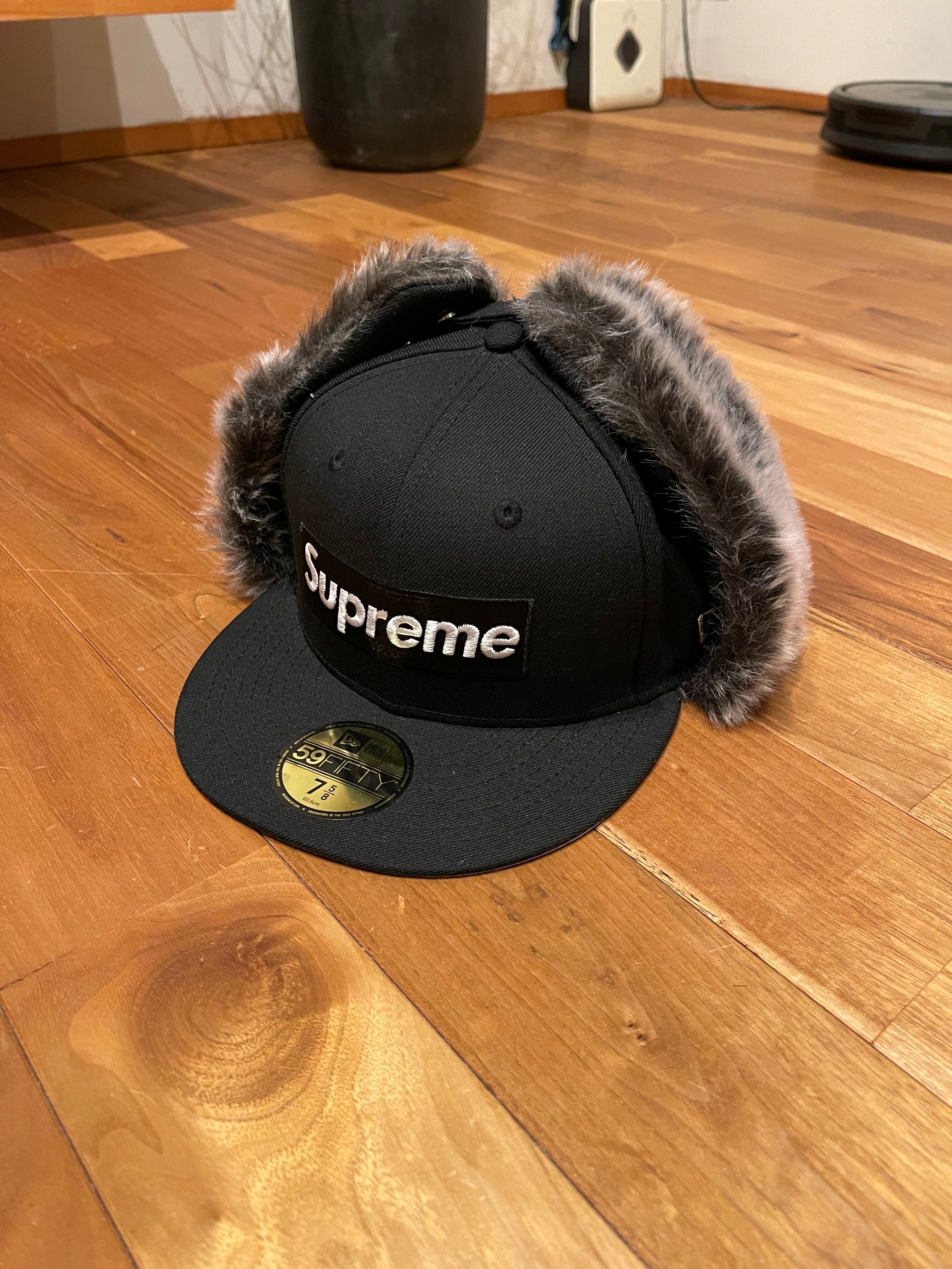 Supreme Earflap Box Logo New Era "Black"