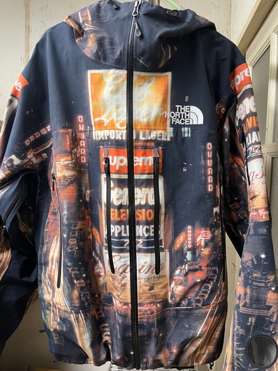 Supreme x The North Face Taped Seam Shell Jacket "Times square" NP52207I x NF0A82RK