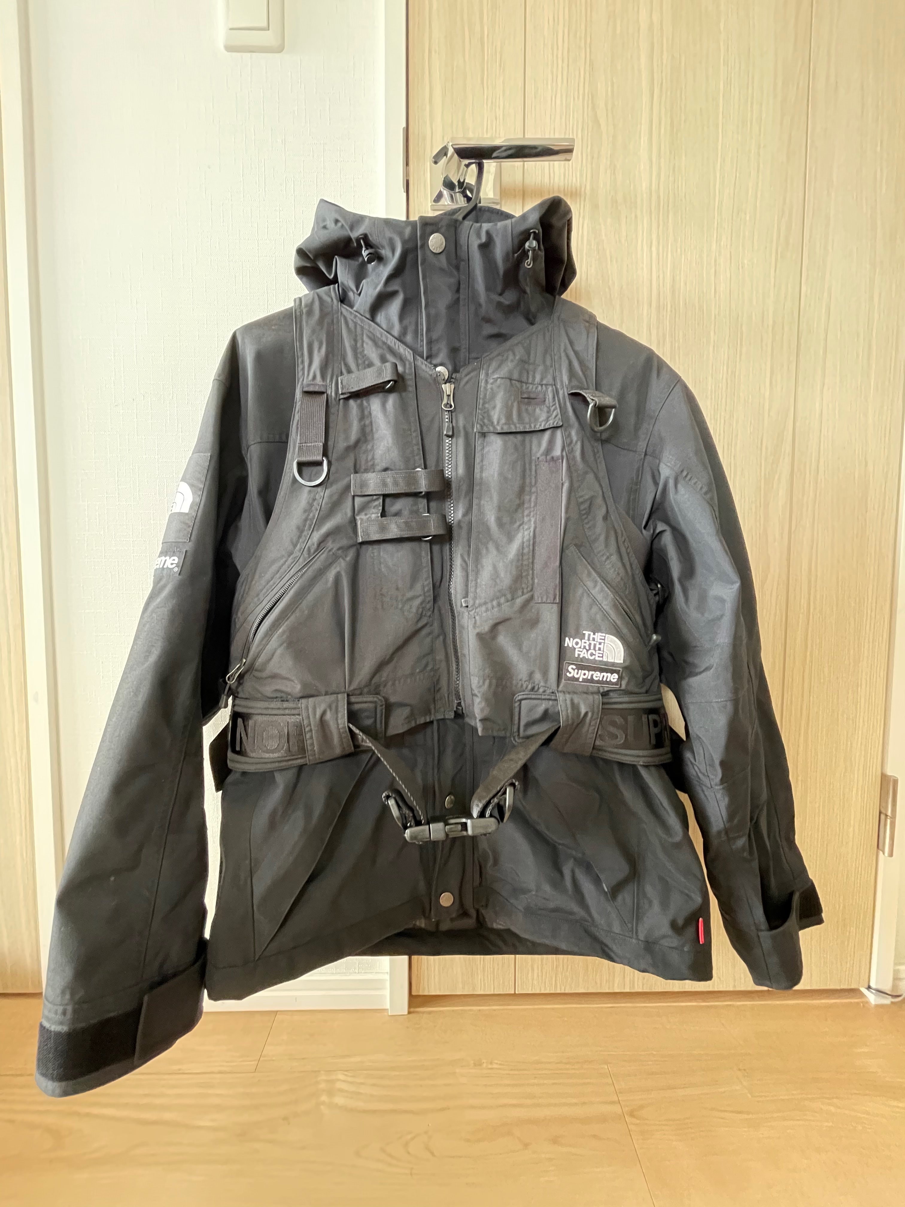 Supreme x The North Face RTG Jacket + Vest "Black"