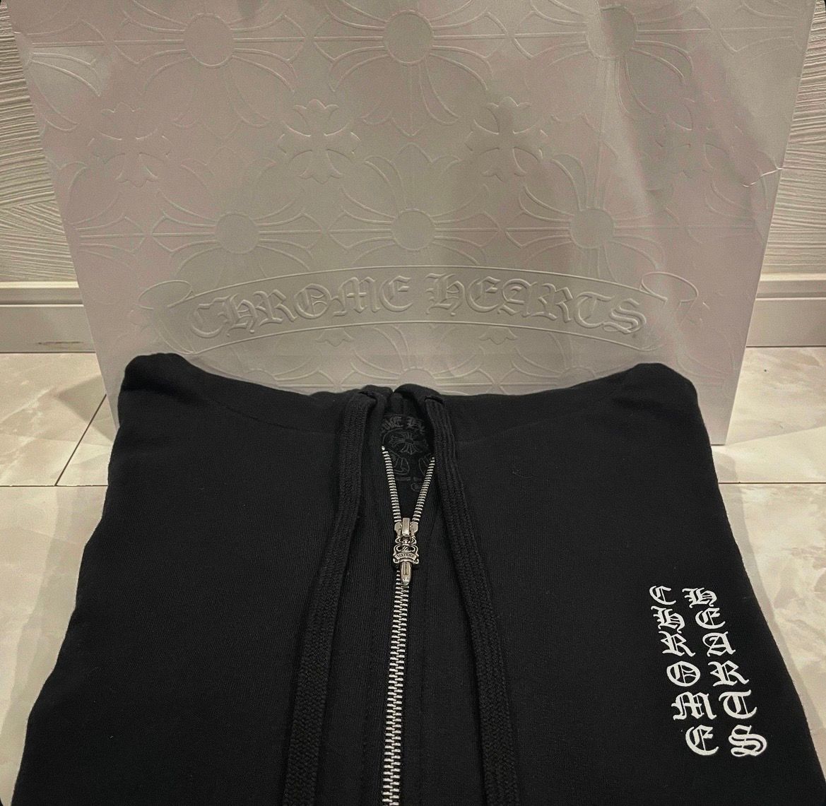Chrome Hearts Vertical Logo Pullover Hoodie "Black/White"