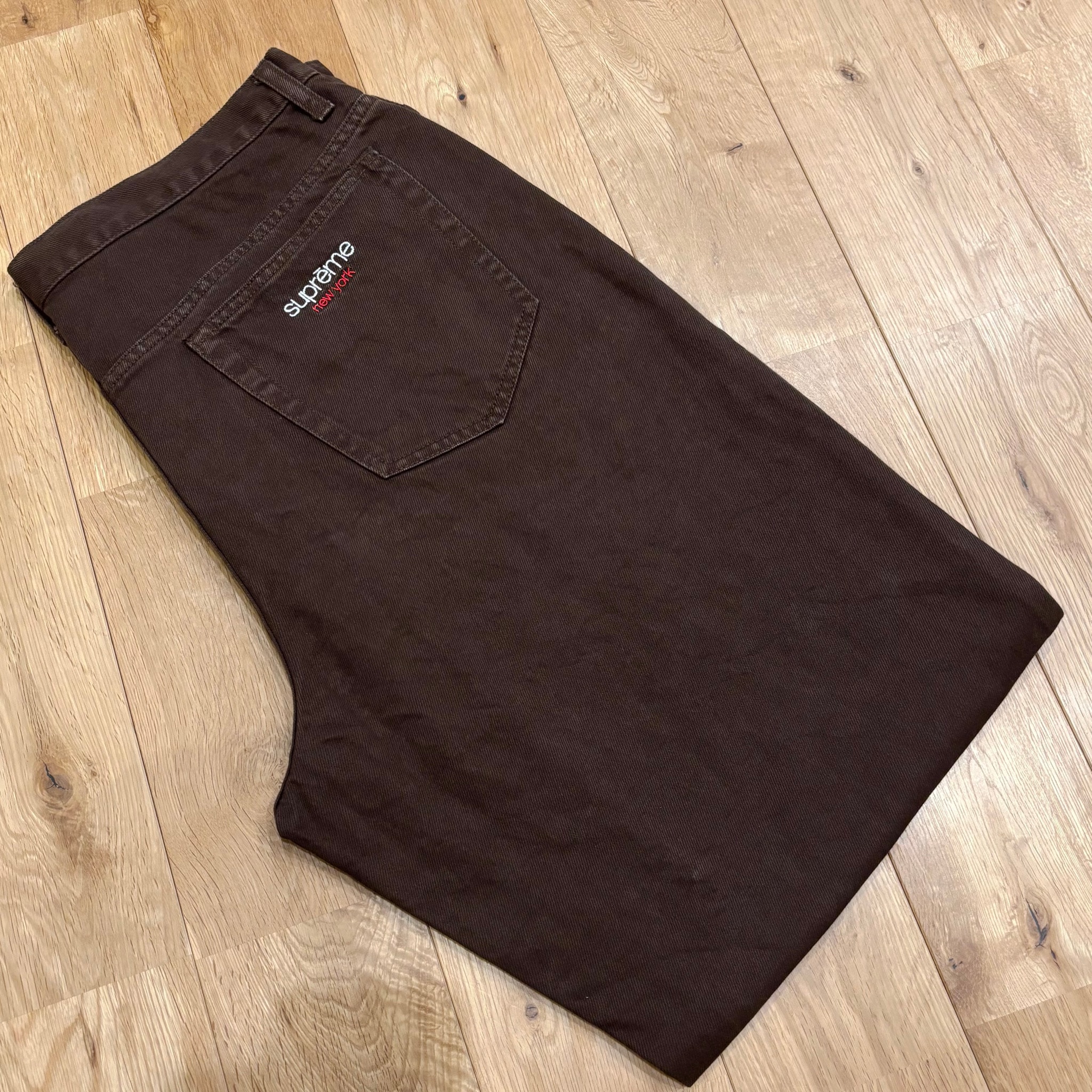 Supreme Baggy Jean "Brown" (22FW)