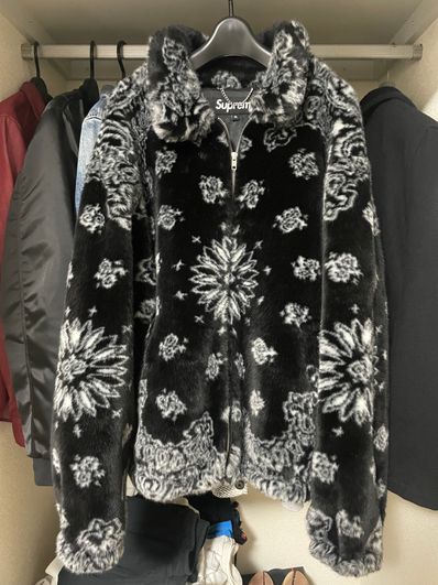 Supreme Bandana Faux Fur Bomber Jacket "Black"
