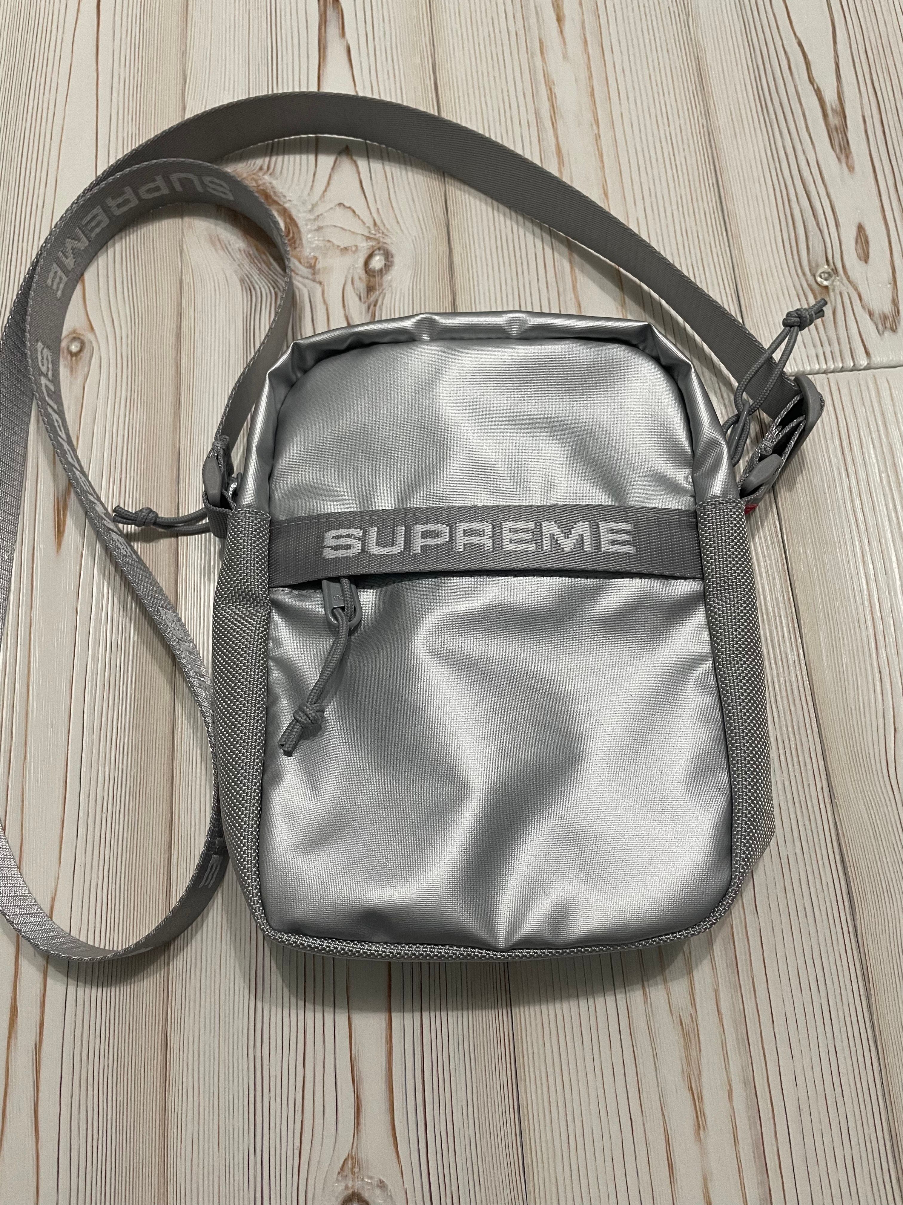 Supreme FW22 Shoulder Bag 