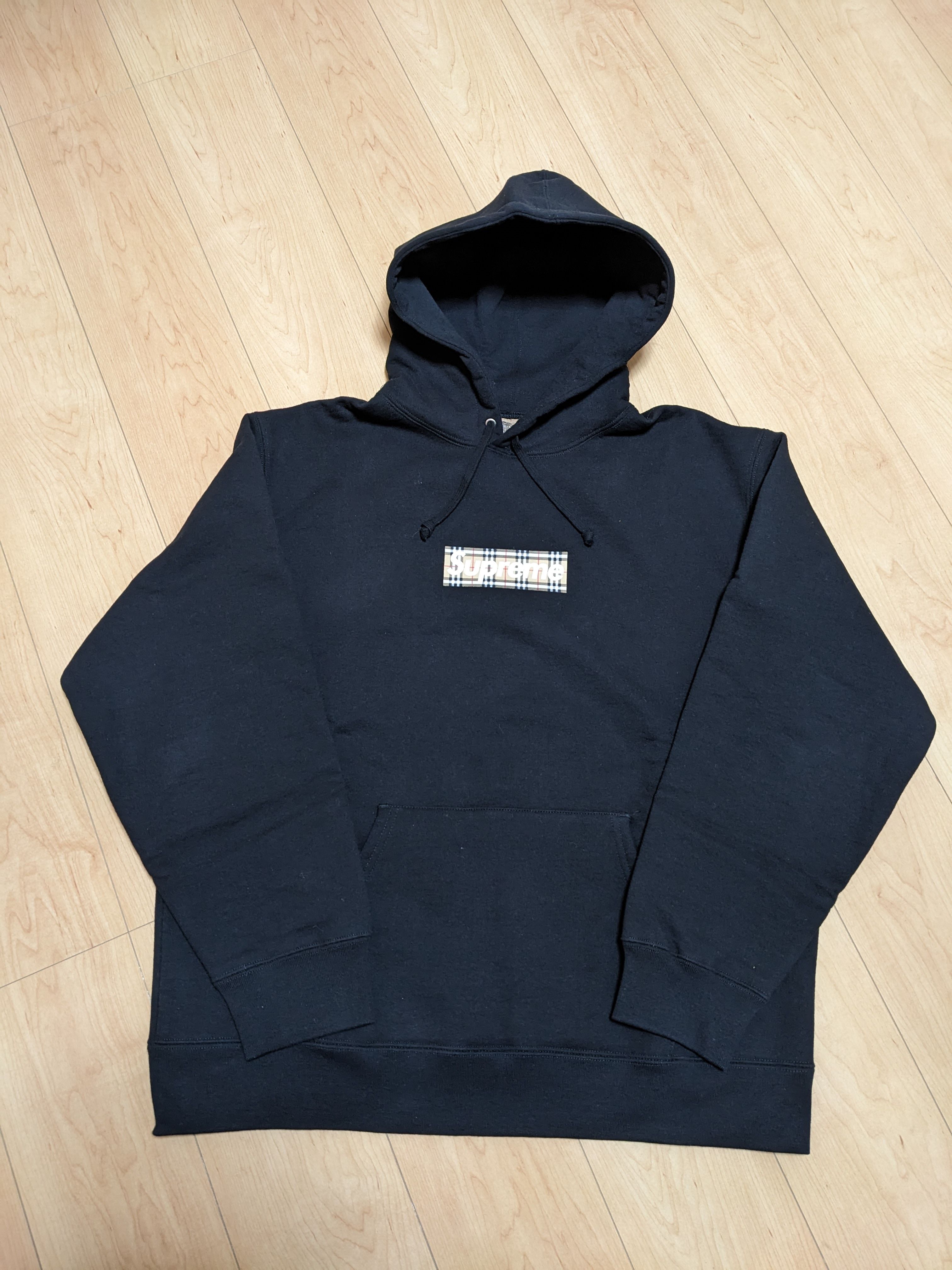 Supreme / Burberry Box Logo Hooded Sweatshirt "Black"