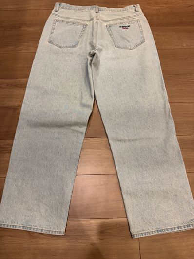 Supreme Baggy Jean "Light Washed Indigo" (24FW)