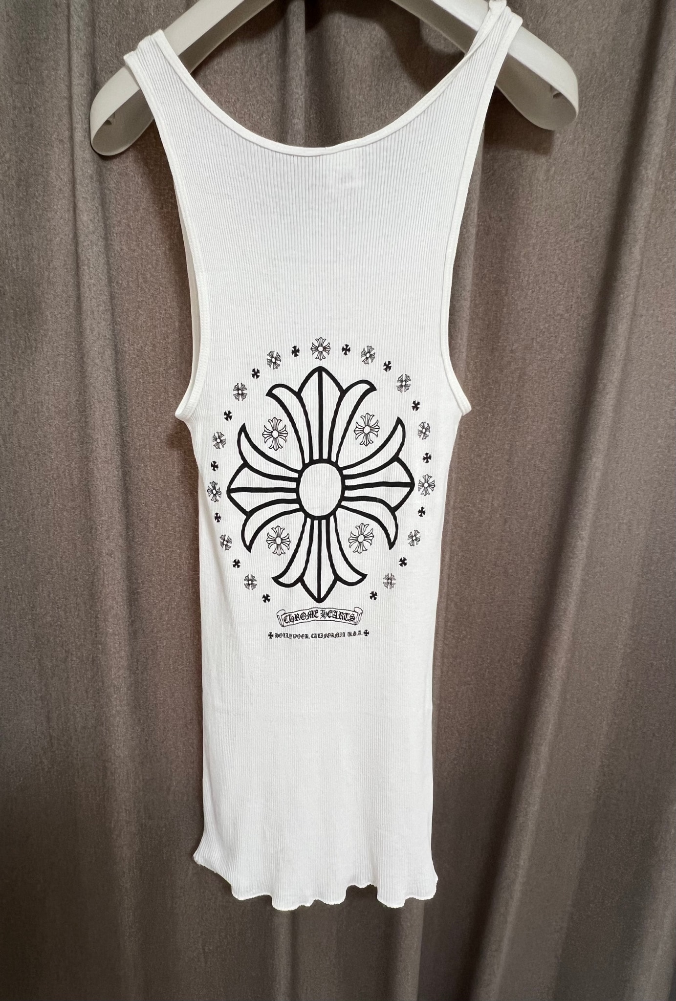 CHROME HEARTS ロゴタンクトップホワイト