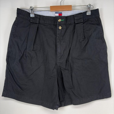 古着 90's/90年代 トミーヒルフィガー TOMMY HILFIGER ショートパンツ ワンポイントロゴ ツータック ハーフパンツ w38 ブラック メンズ