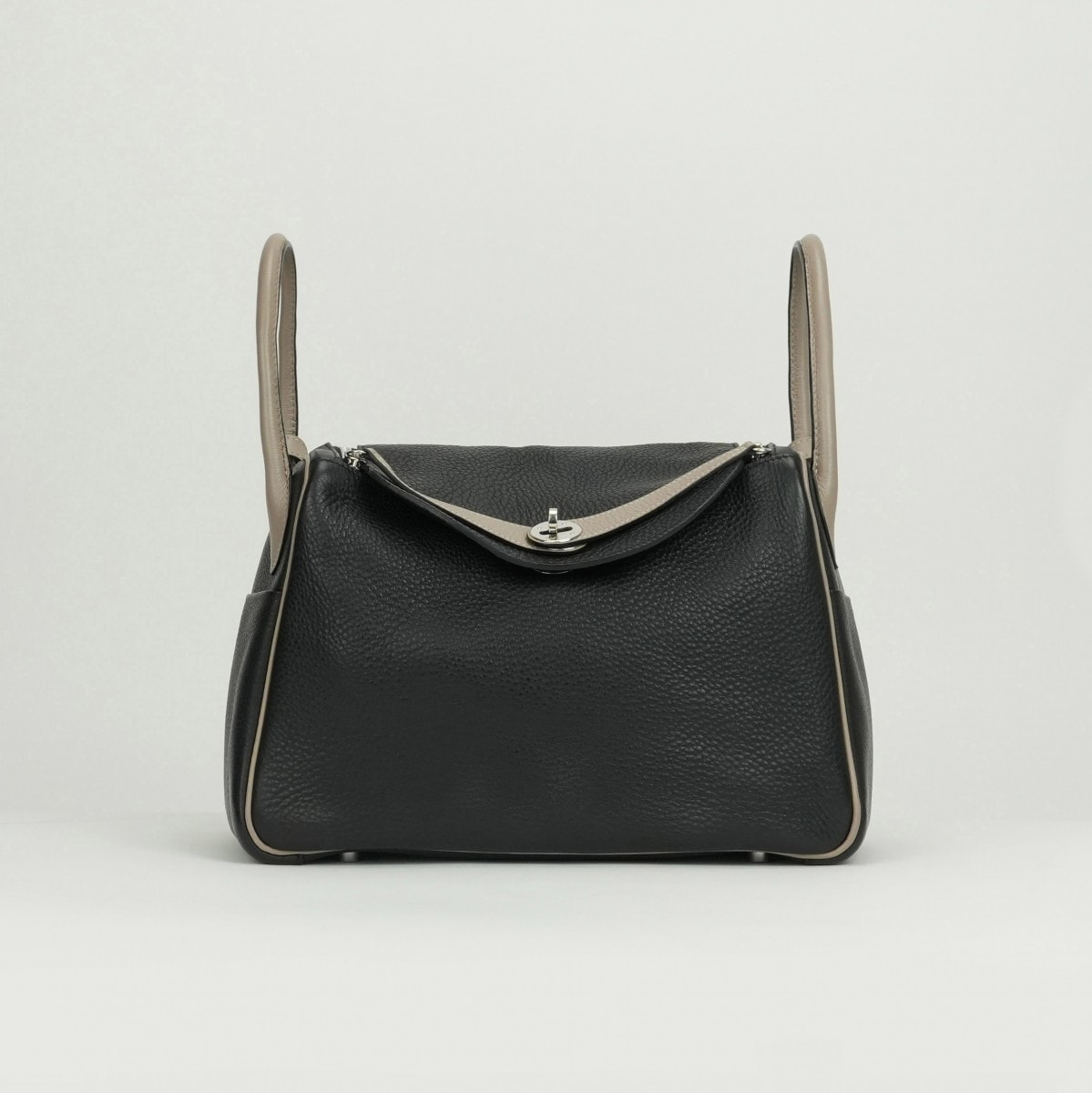 エルメス HERMES リンディ30 リンディ 30 バッグ トートバッグ ショルダーバッグ トリヨンクレマンス ノワール Noir エトゥープ Etoupe ブラック グレージュ Black 黒 シルバー金具 ハンドバッグ