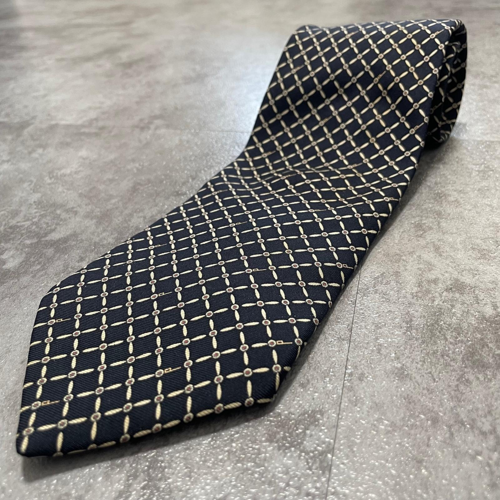 【Dunhill】ダンヒル dロゴ 格子 チェック ネクタイ クロス模様 小さなリング柄 幾何学模様 織り模様 総柄 ネイビー アイボリー メンズ
