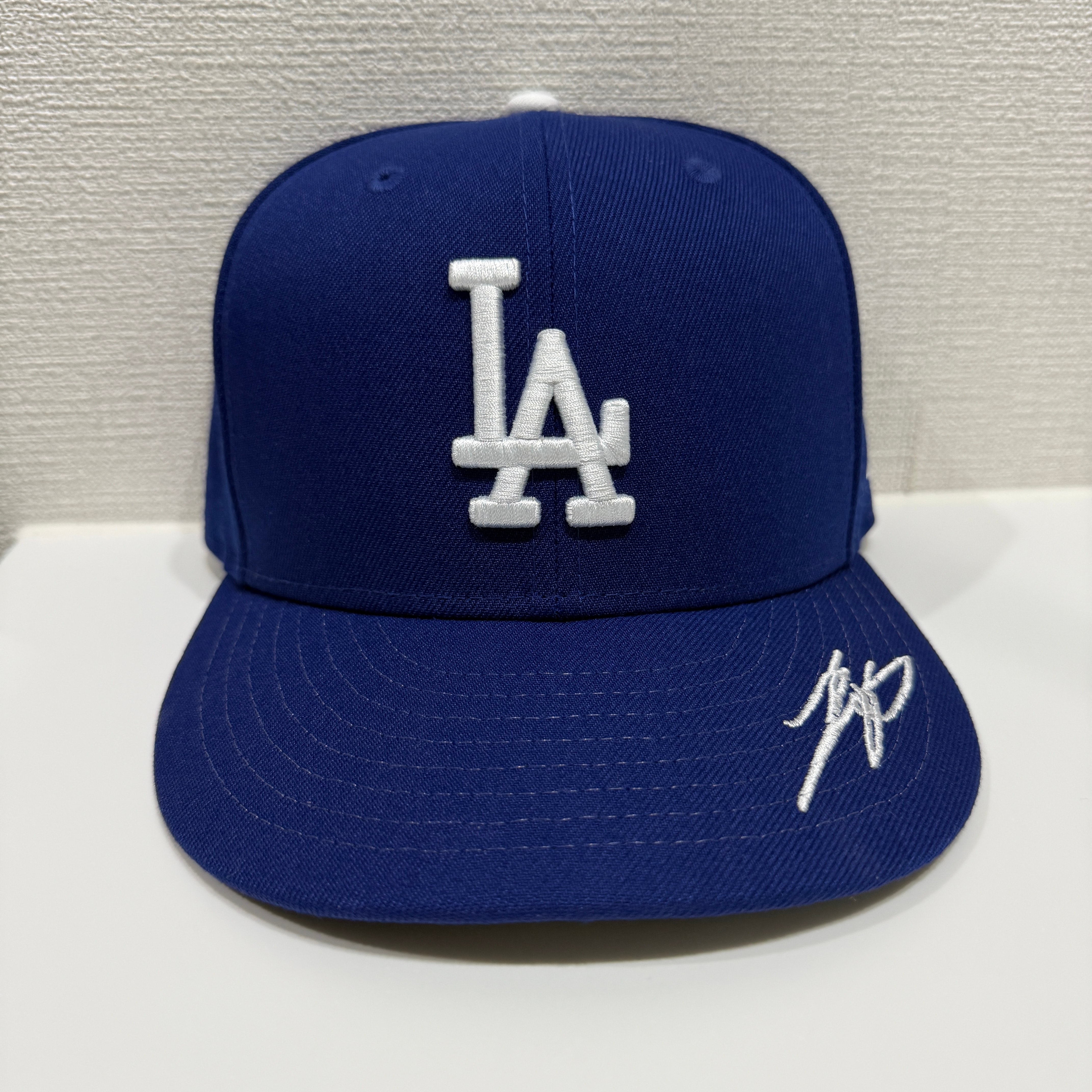 NEW ERA 59Fifty Shohei Ohtani Signature Collection Los Angeles Dodgers Sign "Dark Royal"
