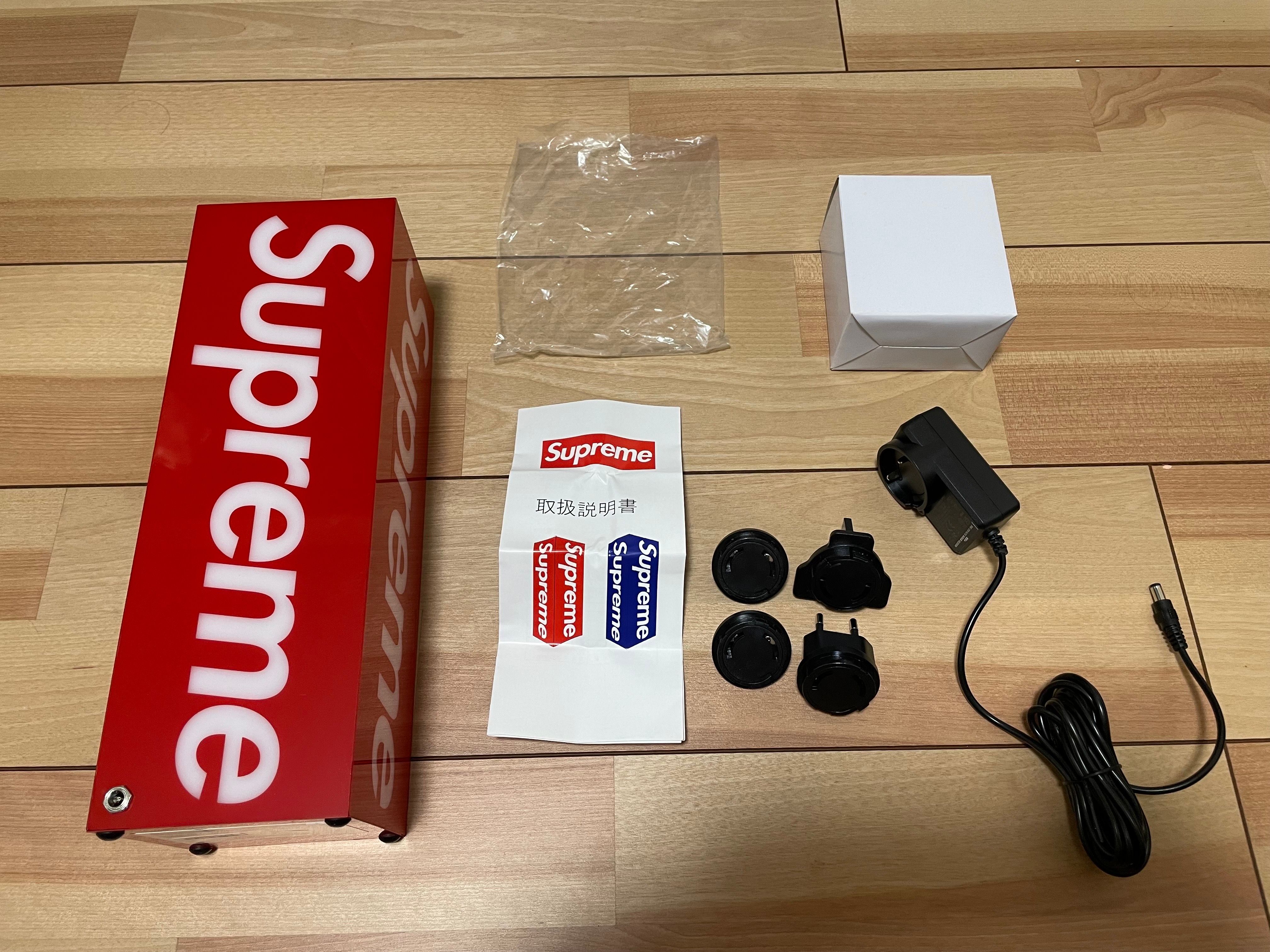Supreme Box Logo Lamp "Red"