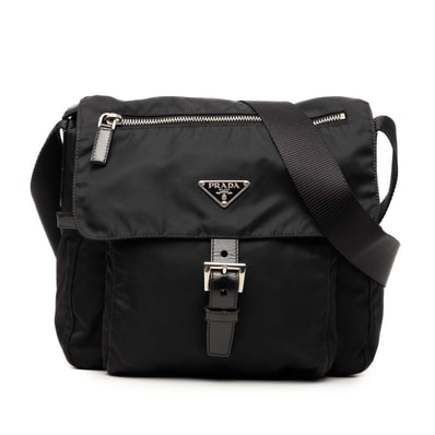 プラダ 三角ロゴプレート 斜め掛け ショルダーバッグ ブラック ナイロン レディース PRADA 【中古】