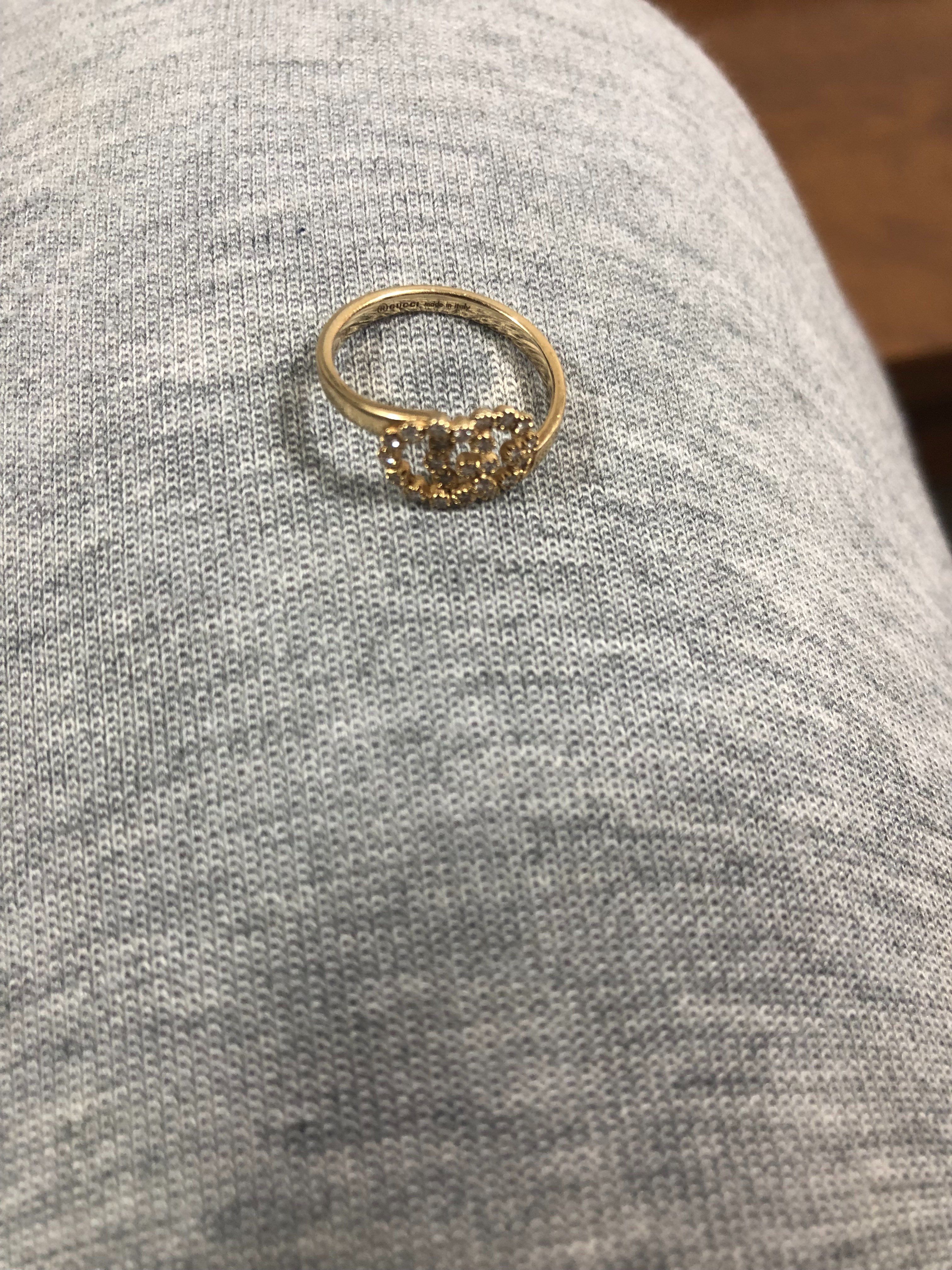 GUCCI Double G Ring With Diamonds