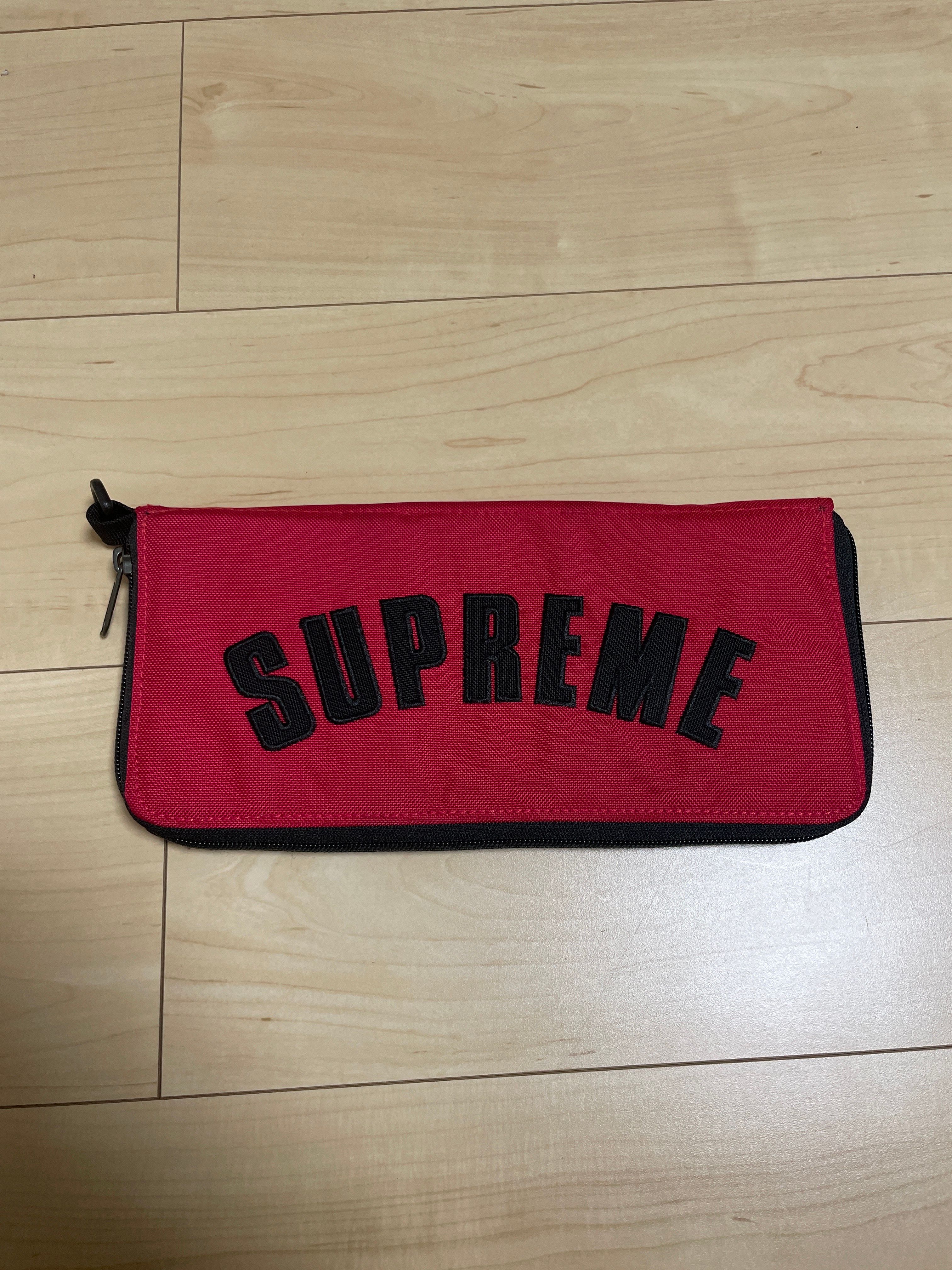 supreme/North Face Arc Logo Organizer
