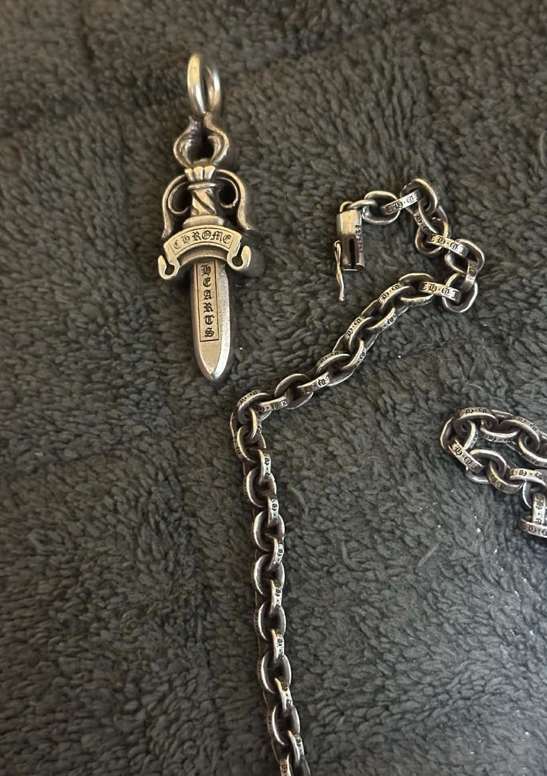 Chrome Hearts Double Dogger Pendant "Silver"