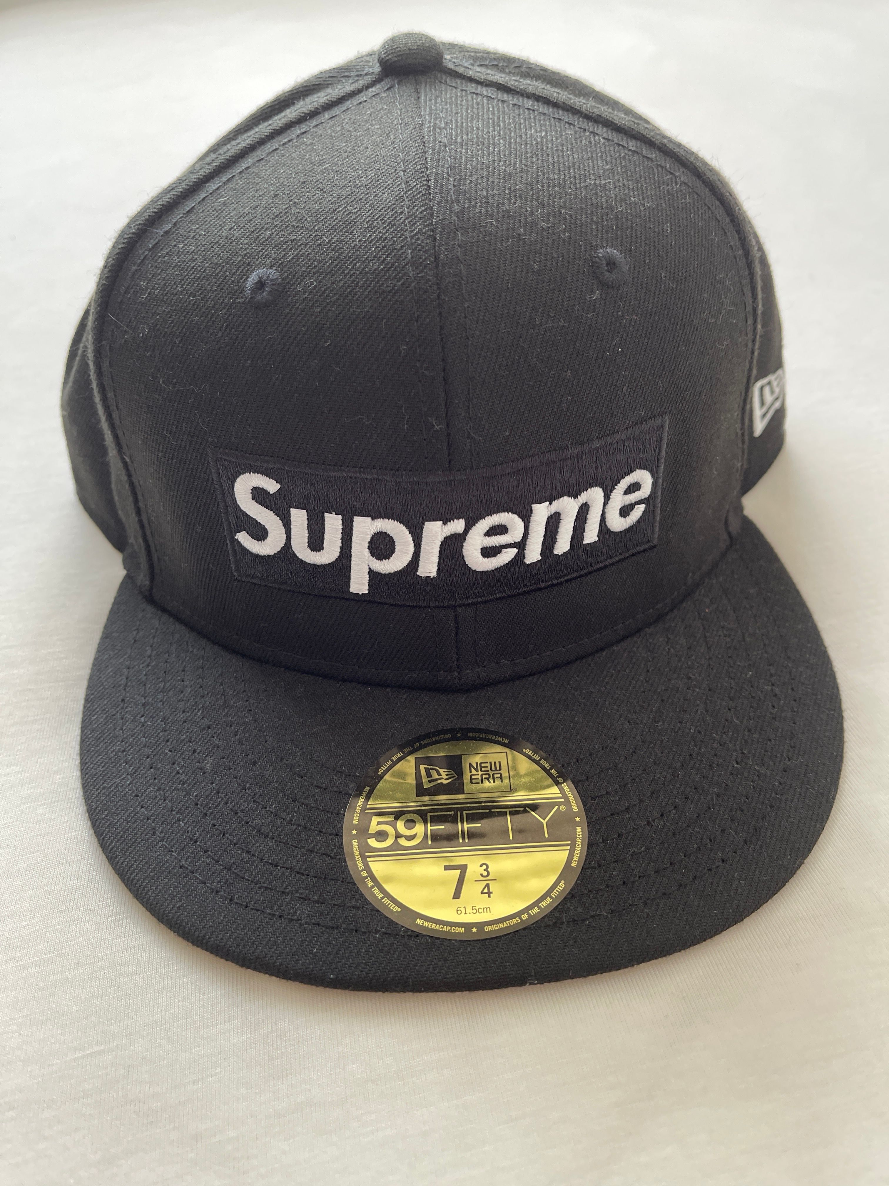 Supreme Champions Box Logo New Era® "Black"