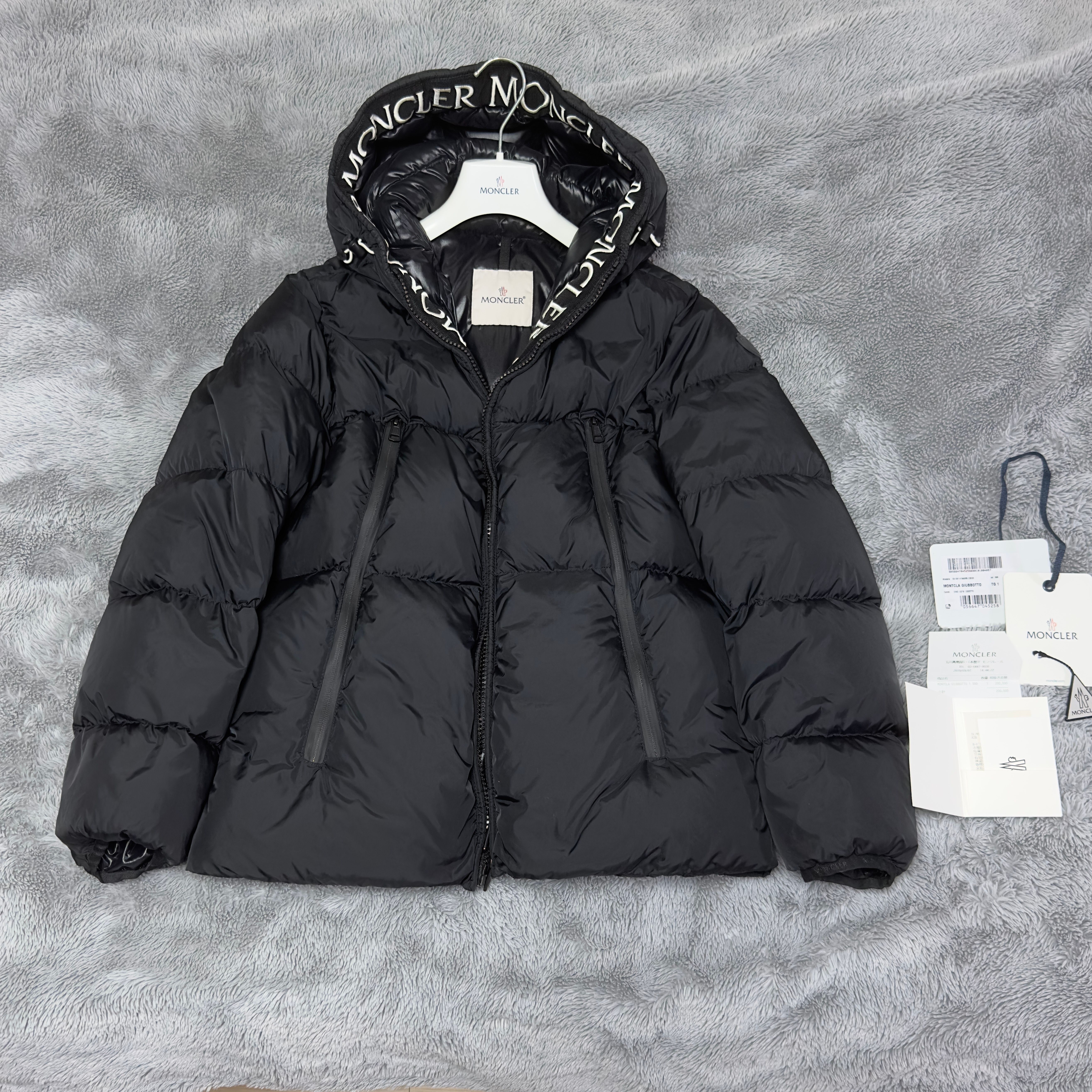 MONCLER Montcla Nylon Down Jacket "Black"