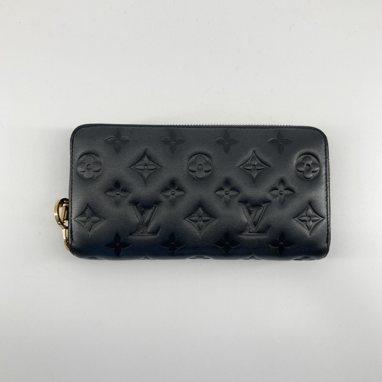 LOUIS VUITTON(ルイ・ヴィトン) モノグラム・クッサン ジッピーウォレット LVサークル チャーム ラムスキン 長財布 256.6g ノワール(ブラック)