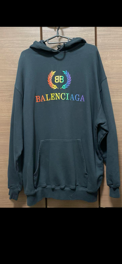 バレンシアガ レインボーロゴパーカー