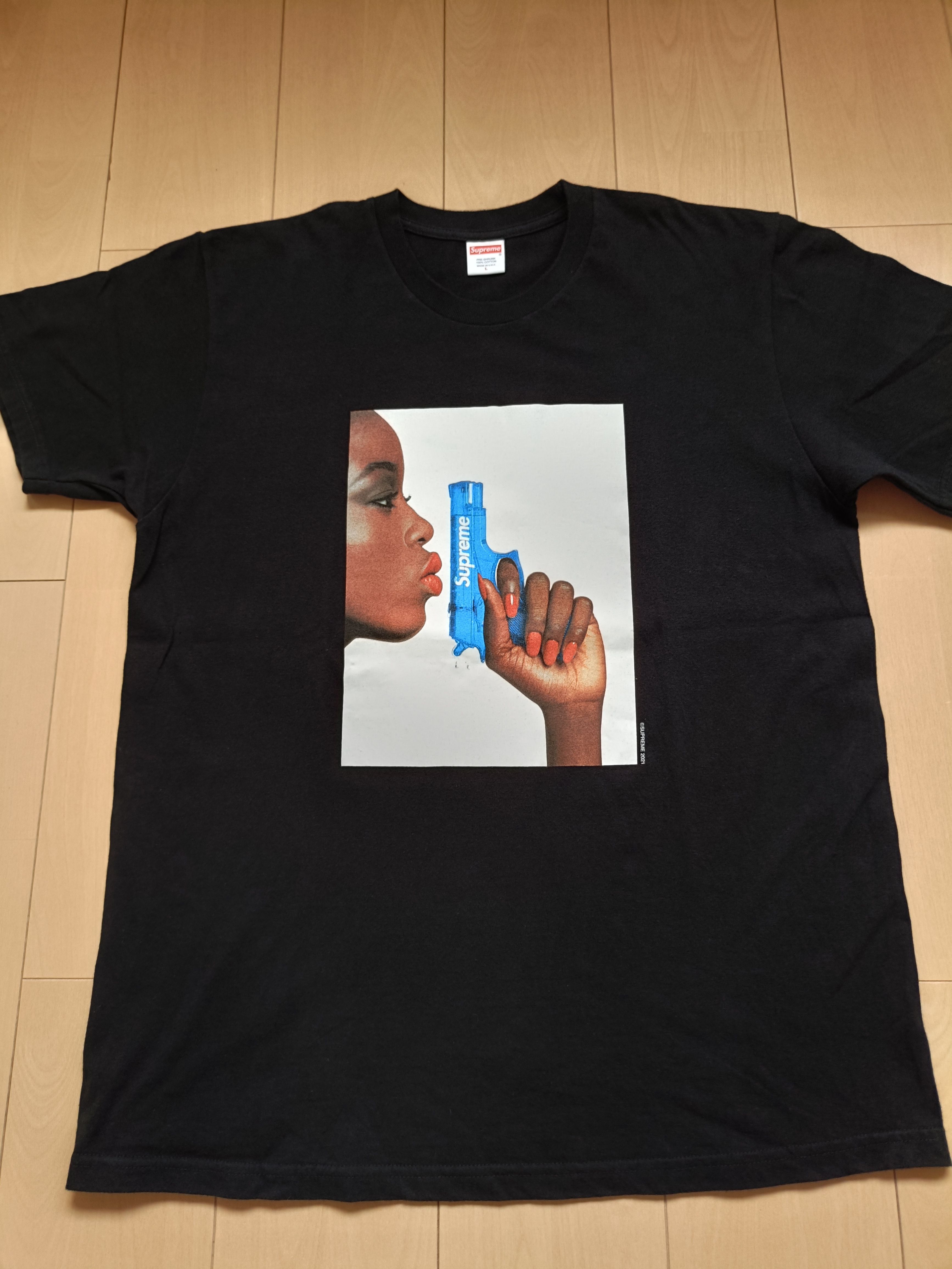 Supreme Water Pistol Tee 